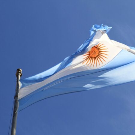 Polymarket-Sperrung: Argentinien verbietet Krypto-Wettplattform